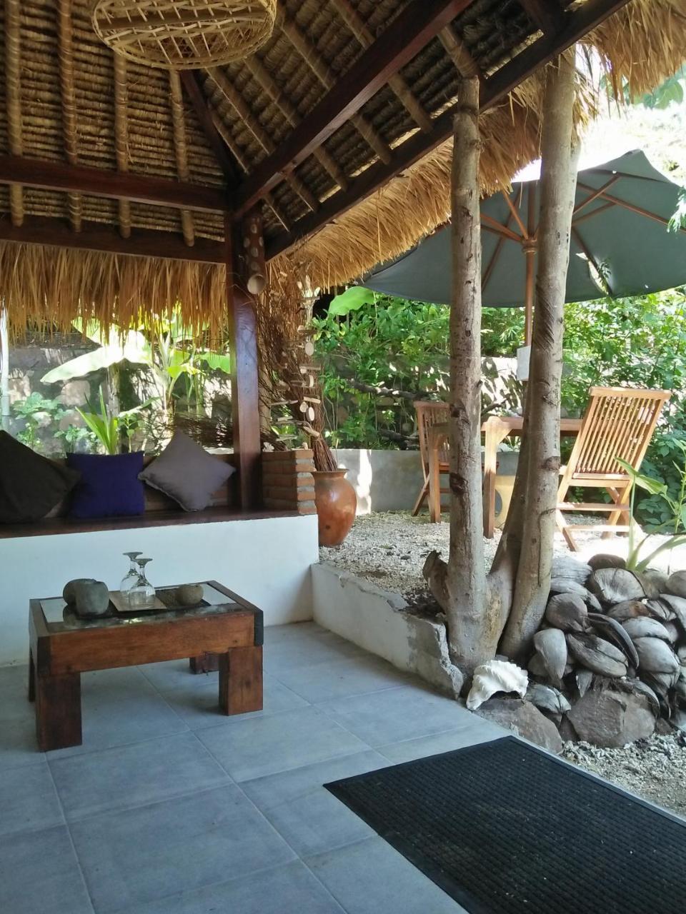 Hotel Tanjungan Gili Gede Zewnętrze zdjęcie
